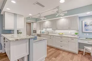 1750 Benjamin Franklin Dr, Sarasota, FL 34236 - Photo 18