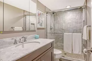 1750 Benjamin Franklin Dr, Sarasota, FL 34236 - Photo 30