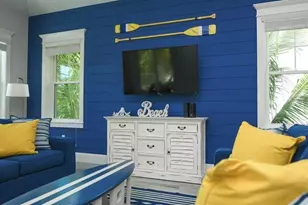 212 Spring Ave, Anna Maria, FL 34216 - Photo 8