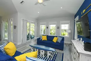 212 Spring Ave, Anna Maria, FL 34216 - Photo 6