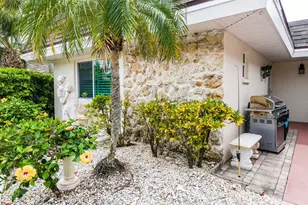 1900 Benjamin Franklin Dr, Sarasota, FL 34236 - Photo 20