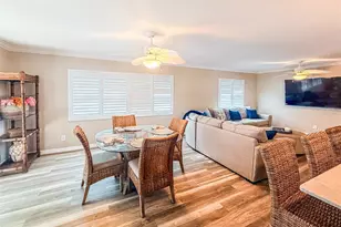 1900 Benjamin Franklin Dr, Sarasota, FL 34236 - Photo 12