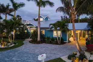 403 75th St, Holmes Beach, FL 34217 - Photo 10