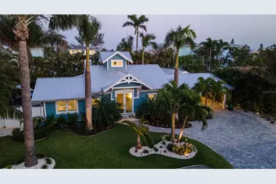 403 75th Street, Holmes Beach, FL 34217 - Photo 8