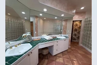 380 Gulf Of Mexico Drive #513, Longboat Key, FL 34228 - Photo 32