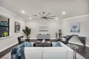 5923 Snowy Egret Dr, Sarasota, FL 34238 - Photo 10