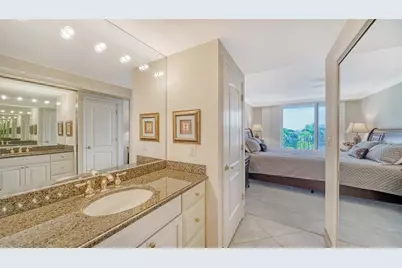 1212 Benjamin Franklin Drive #503, Sarasota, FL 34236 - Photo 18