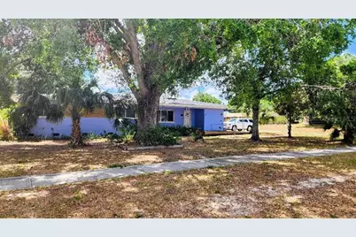 902 S Scenic Highway, Lake Wales, FL 33853 - Photo 1