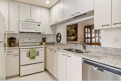 3130 Ringwood Meadow #44, Sarasota, FL 34235 - Photo 10