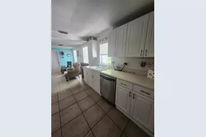 300 N 22nd Street, Bradenton Beach, FL 34217 - Photo 12
