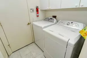 9480 Forest Hills Cir, Sarasota, FL 34238 - Photo 26