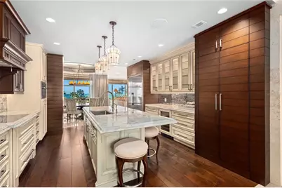 2251 Gulf Of Mexico Drive #203, Longboat Key, FL 34228 - Photo 12