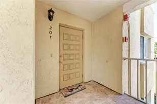 4825 Gulf of Mexico Dr, Longboat Key, FL 34228 - Photo 2