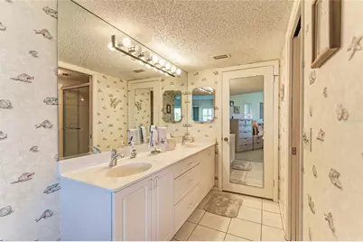 4825 Gulf Of Mexico Drive #201, Longboat Key, FL 34228 - Photo 14