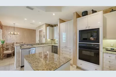 2185 Gulf Of Mexico Drive #243, Longboat Key, FL 34228 - Photo 14
