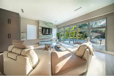 816 Goodrich Avenue, Sarasota, FL 34236 - Photo 6