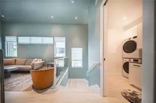 816 Goodrich Ave, Sarasota, FL 34236 - Photo 16