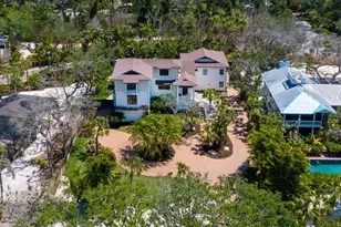 7333 Point of Rocks Rd, Sarasota, FL 34242 - Photo 4