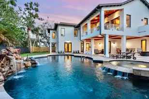 7333 Point of Rocks Rd, Sarasota, FL 34242 - Photo 2