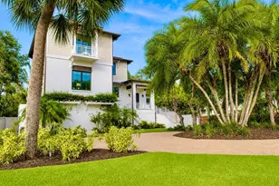 7333 Point of Rocks Rd, Sarasota, FL 34242 - Photo 6