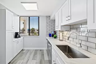 750 Bayport Wy, Longboat Key, FL 34228 - Photo 10