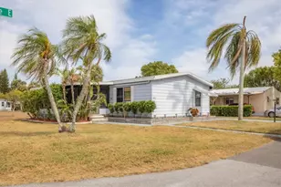 6710 36th Ave E, Palmetto, FL 34221 - Photo 4