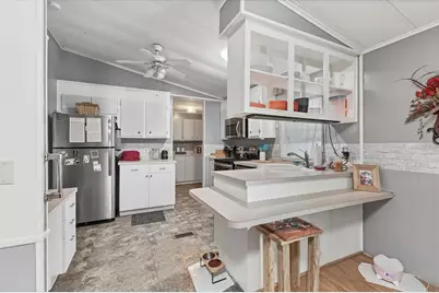 6710 36th Avenue E #322, Palmetto, FL 34221 - Photo 6