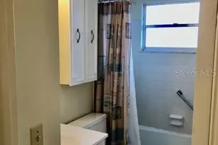 102 Capri Isles Blvd, Venice, FL 34292 - Photo 24