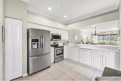 5217 Chase Oaks Drive, Sarasota, FL 34241 - Photo 10