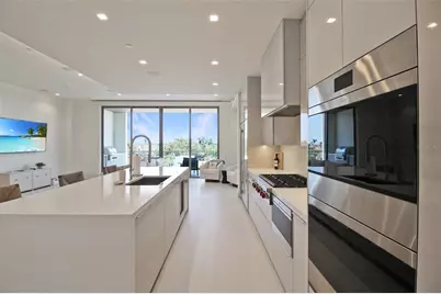 1591 Gulf Of Mexico Drive #315, Longboat Key, FL 34228 - Photo 16