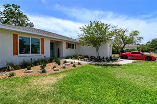 8808 44th Ave Dr W, Bradenton, FL 34210 - Photo 8