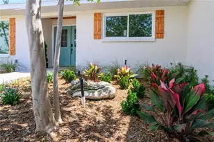 8808 44th Ave Dr W, Bradenton, FL 34210 - Photo 12