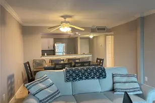 2755 Coconut Bay Ln, Sarasota, FL 34237 - Photo 16