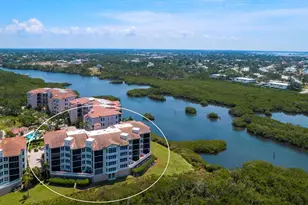 5430 Eagles Point Cir, Sarasota, FL 34231 - Photo 2