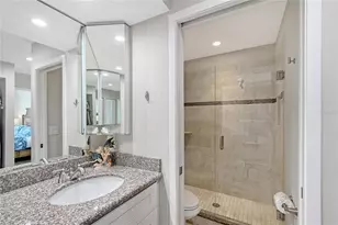 1159 Lake House Cir, Sarasota, FL 34242 - Photo 28