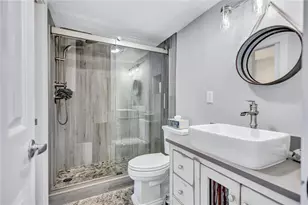 845 Benjamin Franklin Dr, Sarasota, FL 34236 - Photo 34