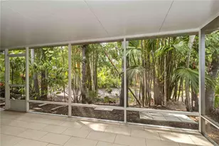 642 N Jefferson Ave, Sarasota, FL 34237 - Photo 24