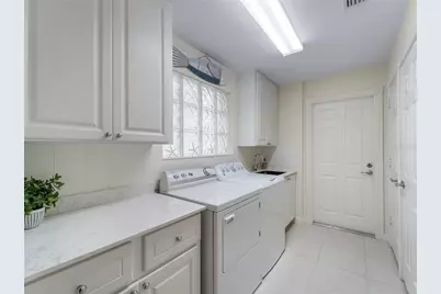 7641 Quinto Drive, Sarasota, FL 34238 - Photo 30