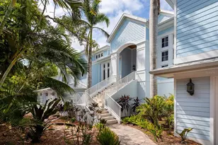 5132 Jungle Plum Rd, Sarasota, FL 34242 - Photo 2