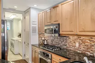 235 Cocoanut Ave, Sarasota, FL 34236 - Photo 18