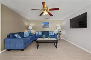 208 Peacock Ln, Holmes Beach, FL 34217 - Photo 8