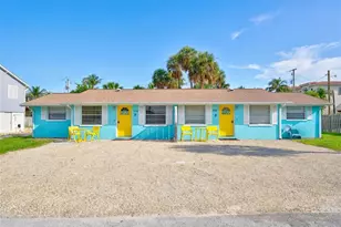 208 Peacock Ln, Holmes Beach, FL 34217 - Photo 1