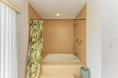 6101 34th Street W #28E, Bradenton, FL 34210 - Photo 18