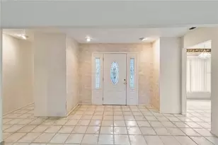 6203 Courtside Dr, Bradenton, FL 34210 - Photo 6