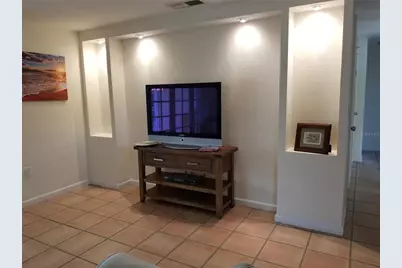 2745 Cardwell Way, Sarasota, FL 34231 - Photo 6