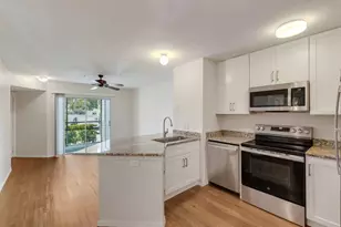 850 S Tamiami Trl, Sarasota, FL 34236 - Photo 12