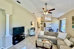 7330 Kensington Ct, University Park, FL 34201 - Photo 6