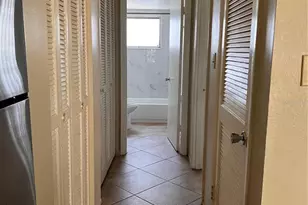 4035 S School Ave, Sarasota, FL 34231 - Photo 4