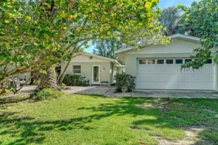 120 Hammock Rd, Anna Maria, FL 34216 - Photo 2