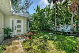 120 Hammock Rd, Anna Maria, FL 34216 - Photo 4
